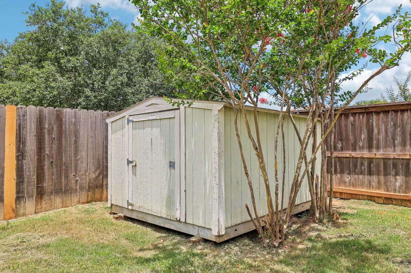 Property photo 33