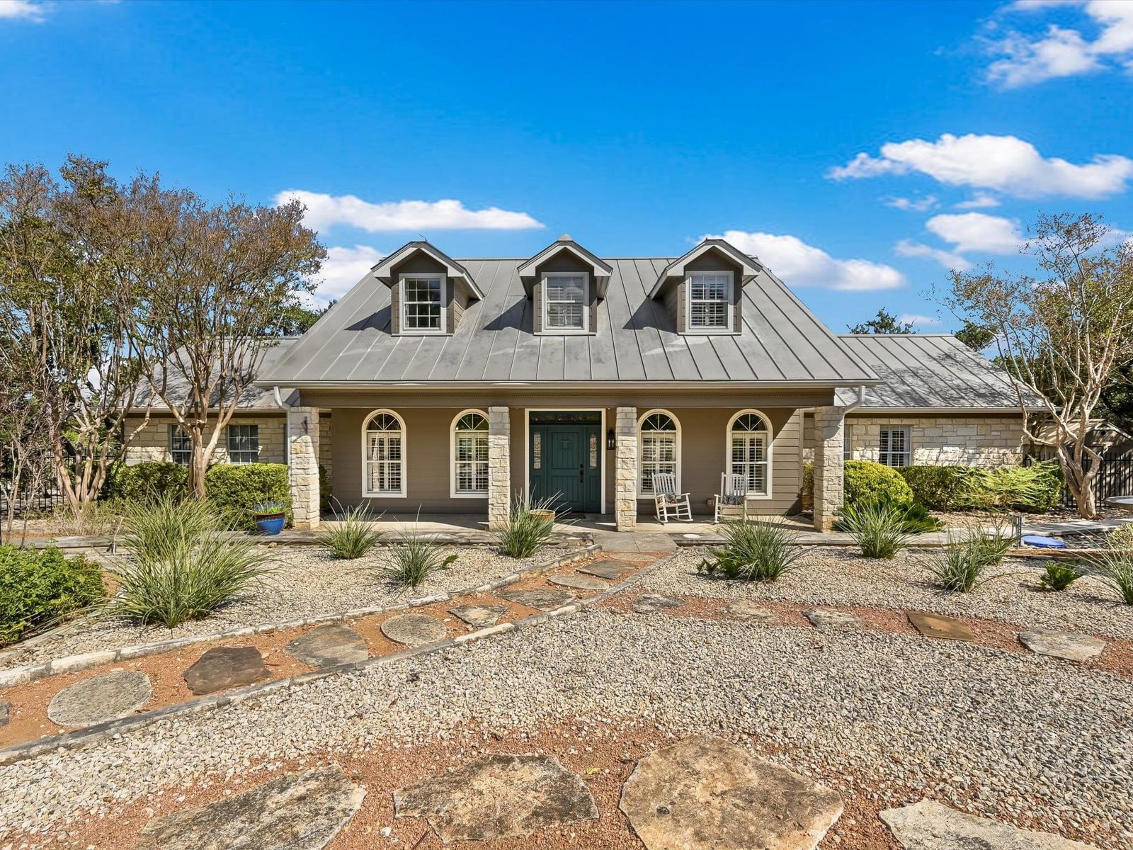 20 Meridian DR - Photo 1