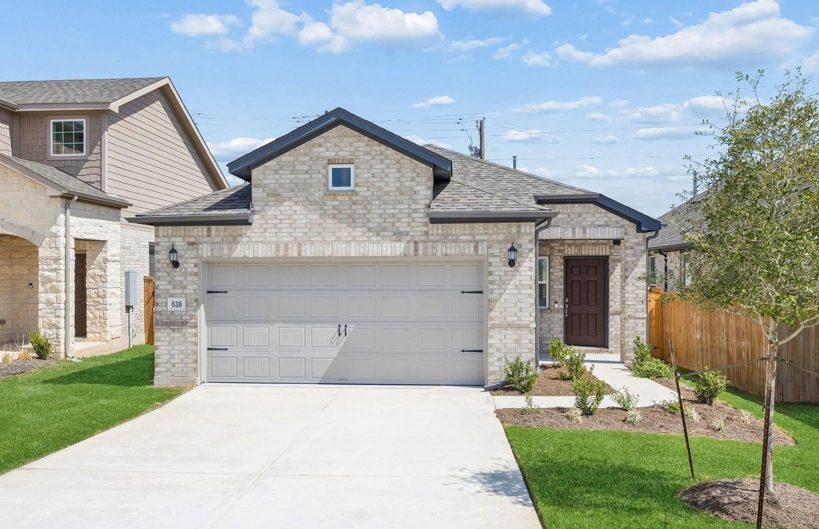 638 Tailwind DR - Photo 1