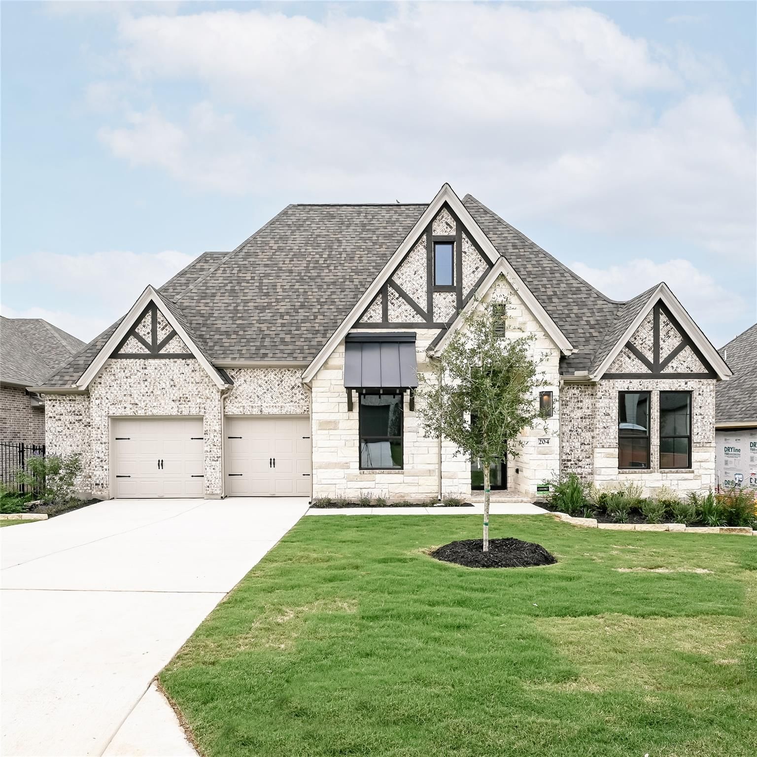 204 Leaning Rock RDG - Photo 1