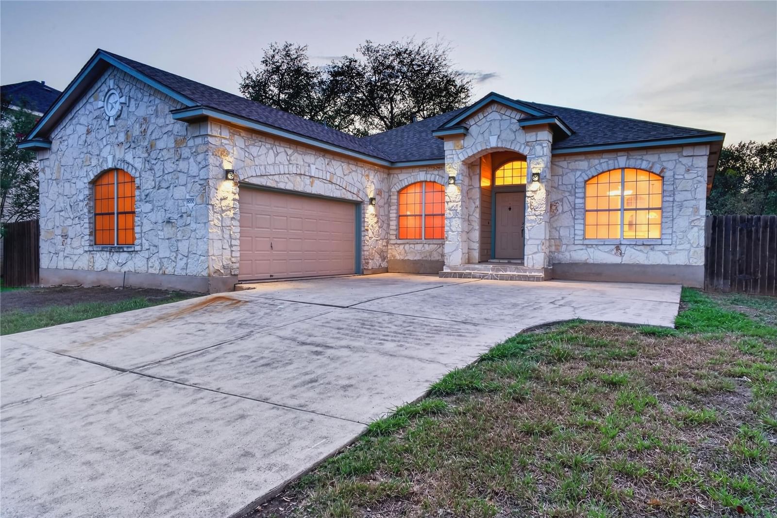 8700 Neider DR - Photo 1