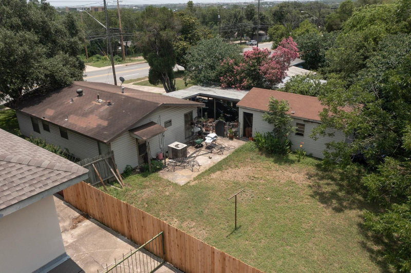 Property photo 11
