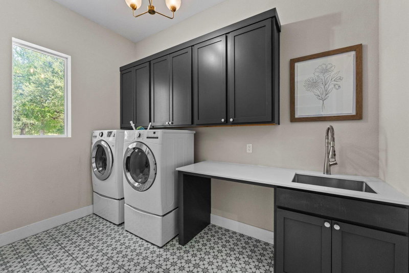 Property photo 28