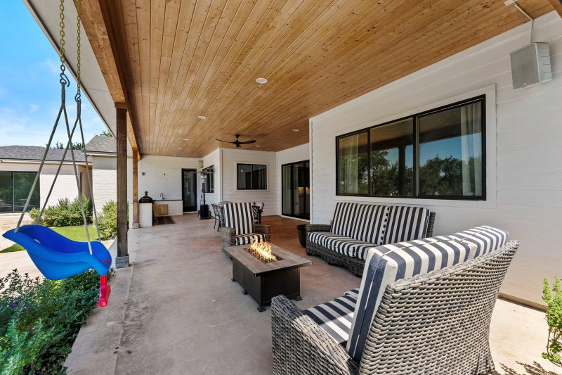 Property photo 31