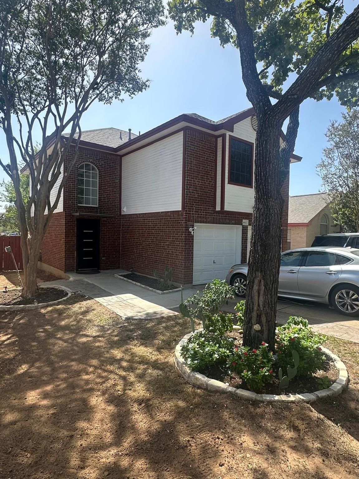 4611 E Castleman DR - Photo 1