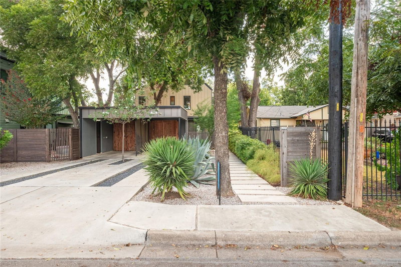 Property photo 32