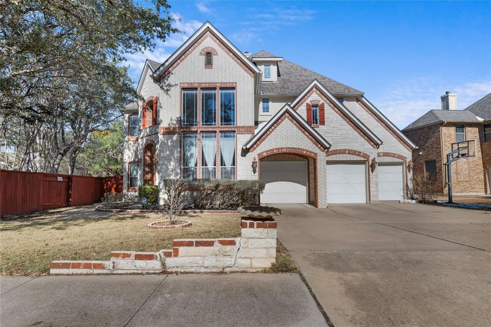 3903 Remington RD - Photo 1