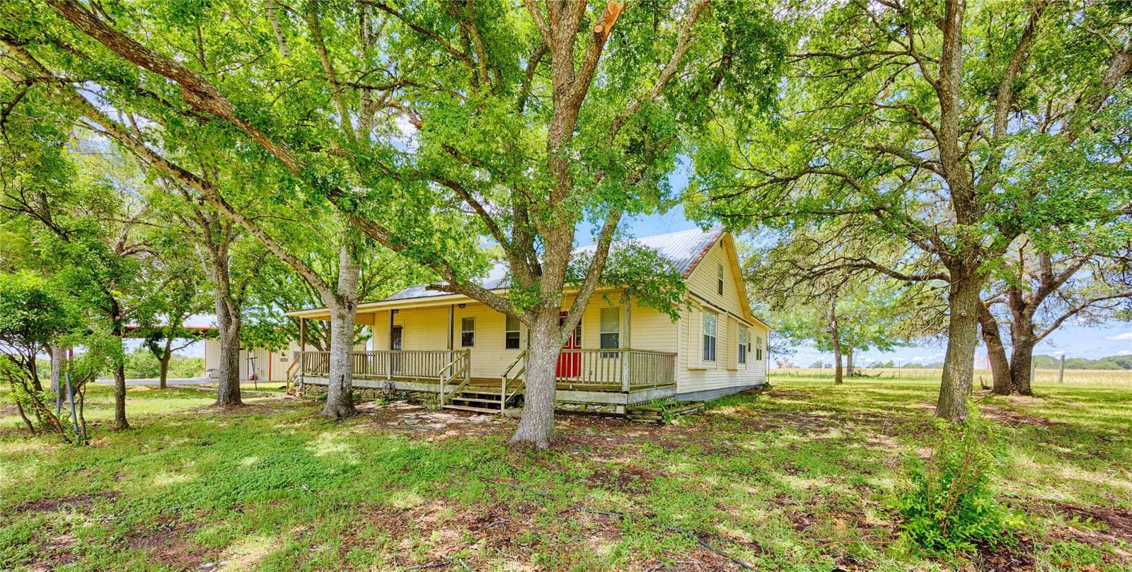 3814 Maeker RD - Photo 1