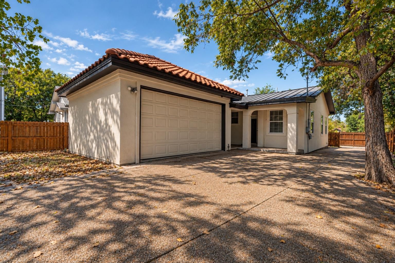 6707 Santos ST - Photo 1