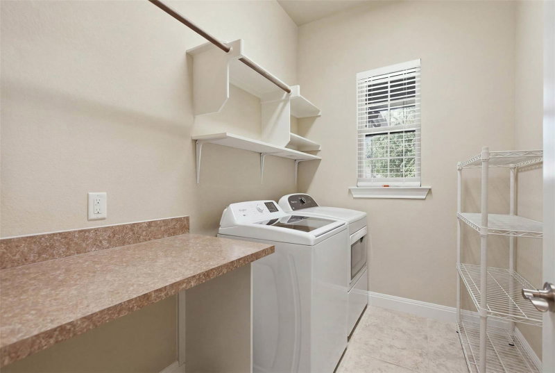 Property photo 38