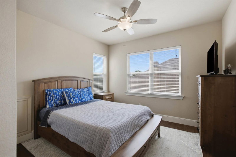 Property photo 28