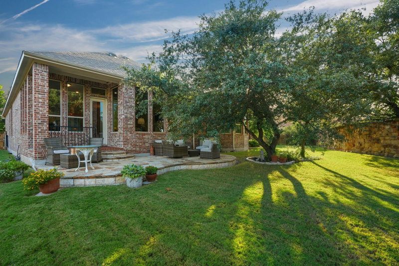 Property photo 32