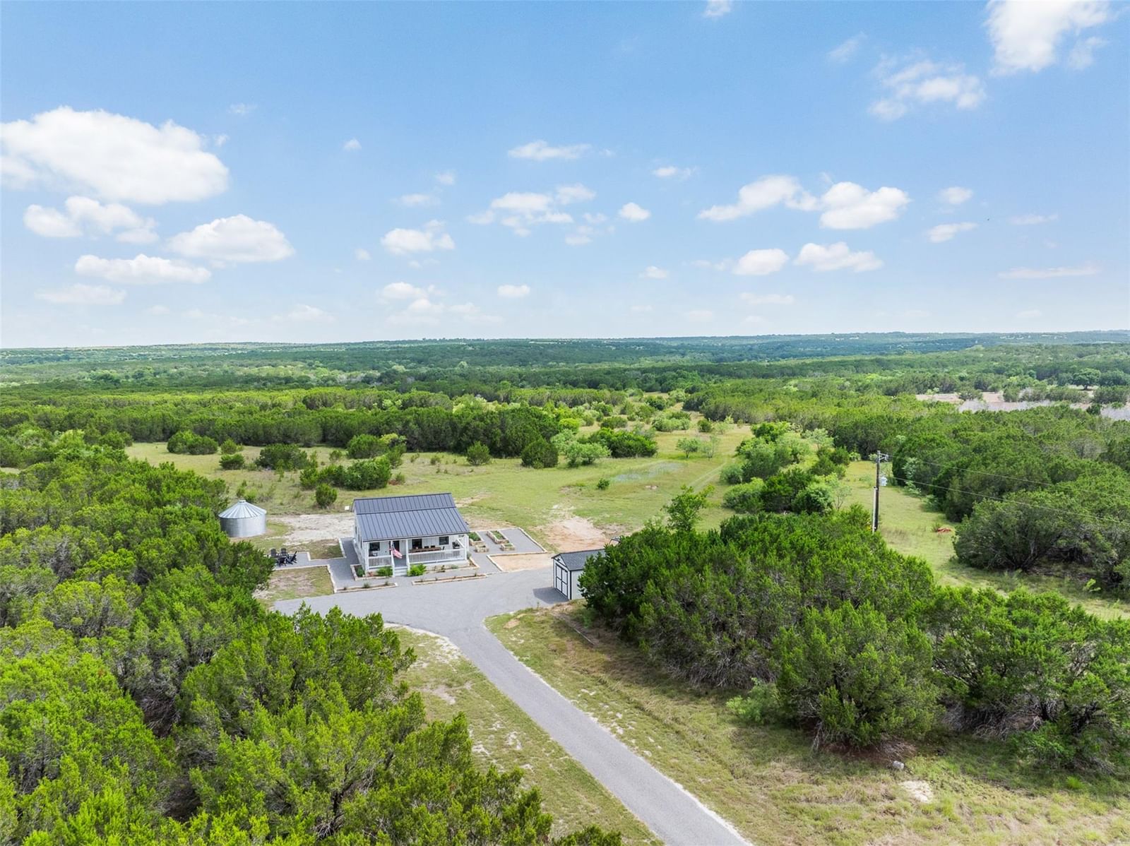 2555 County Road 1139 - Photo 1