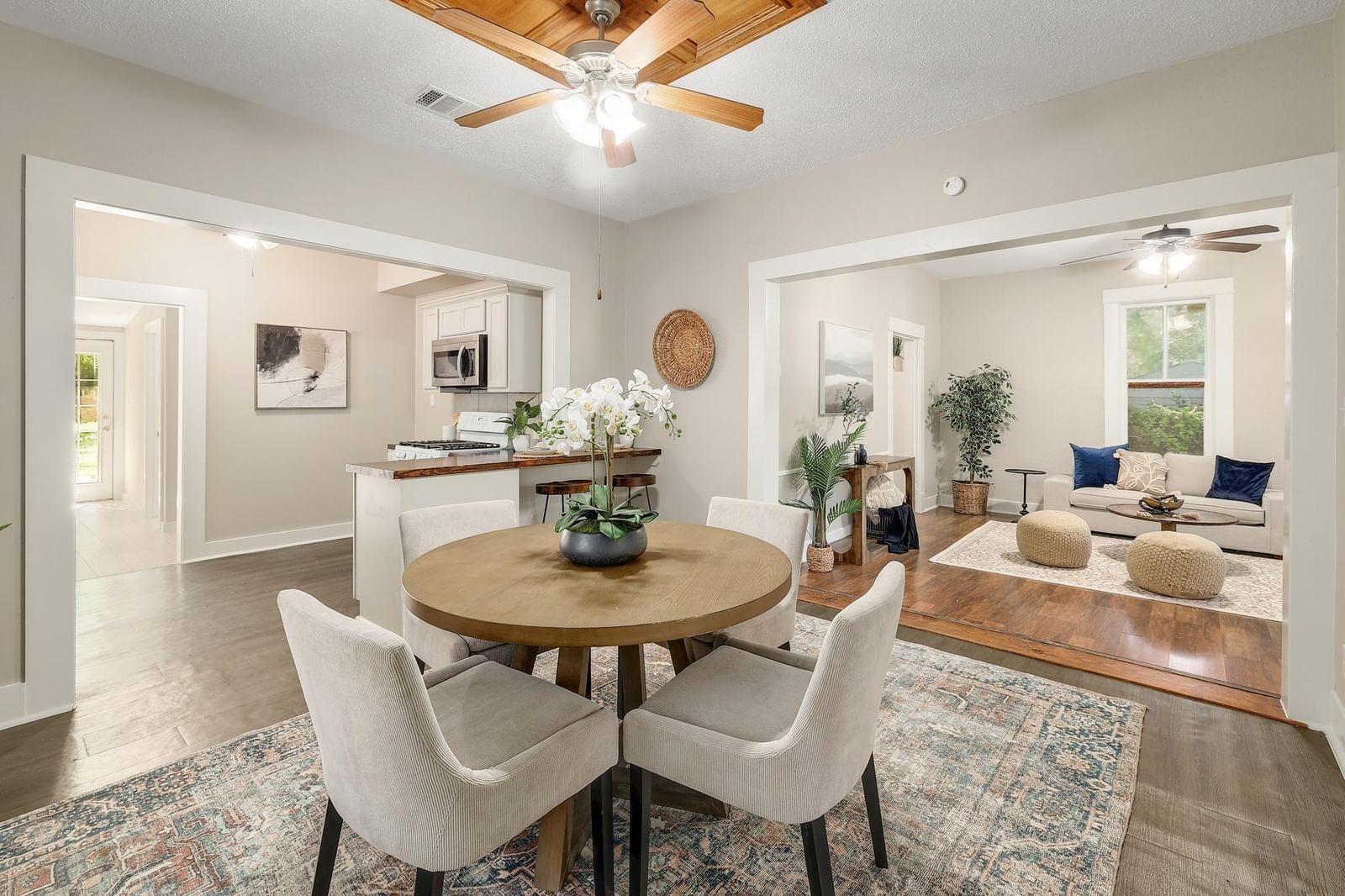 1104 Kimbro ST - Photo 1