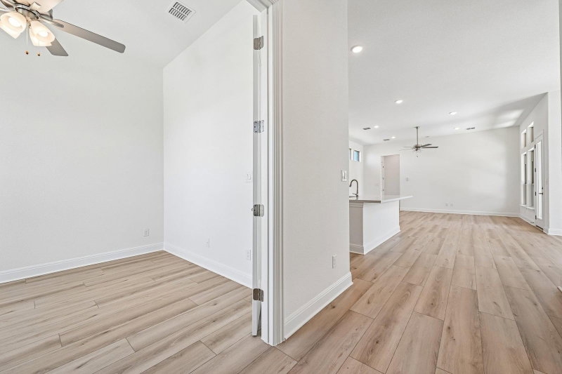 Property photo 35