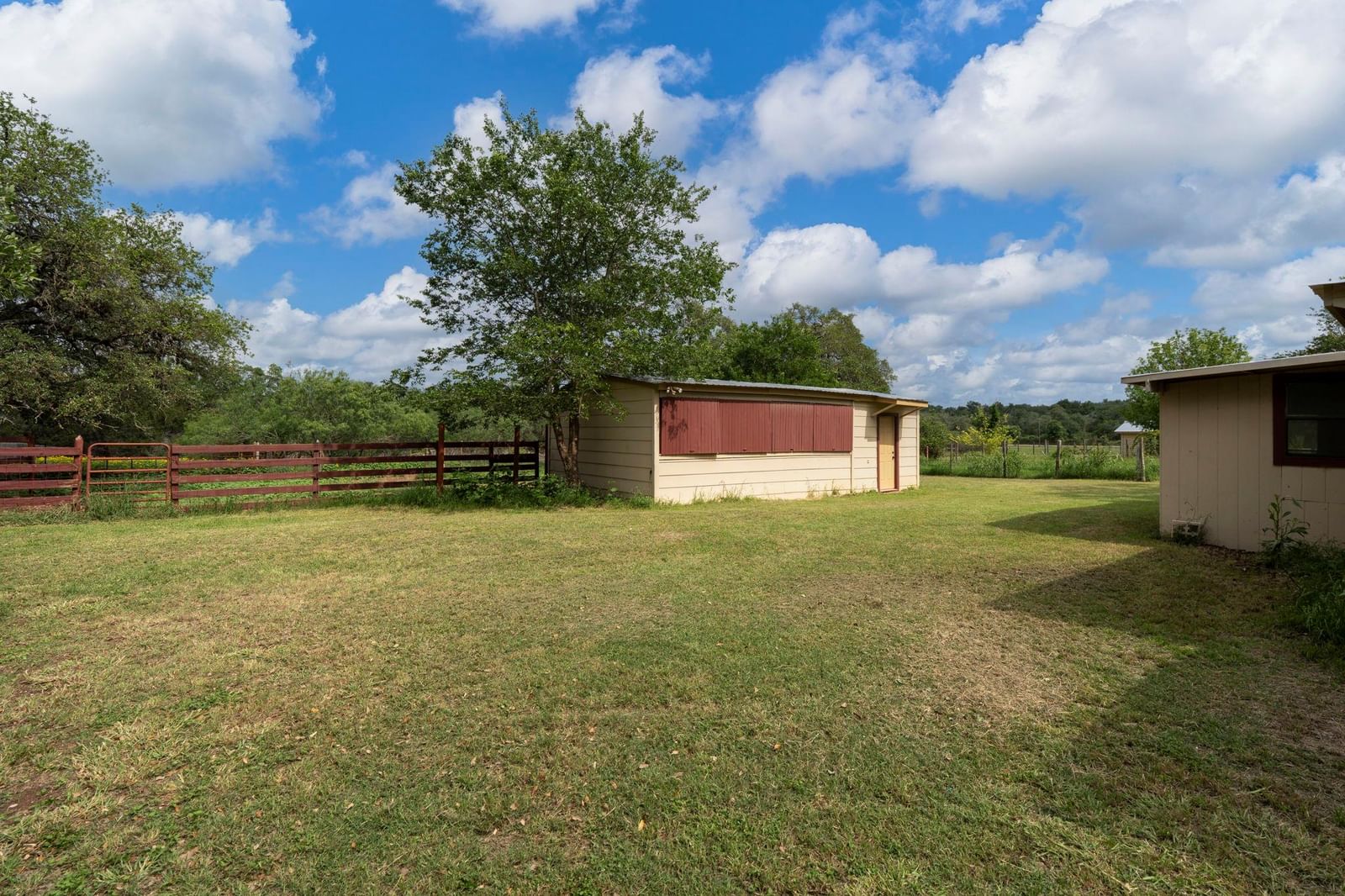 Photo 30