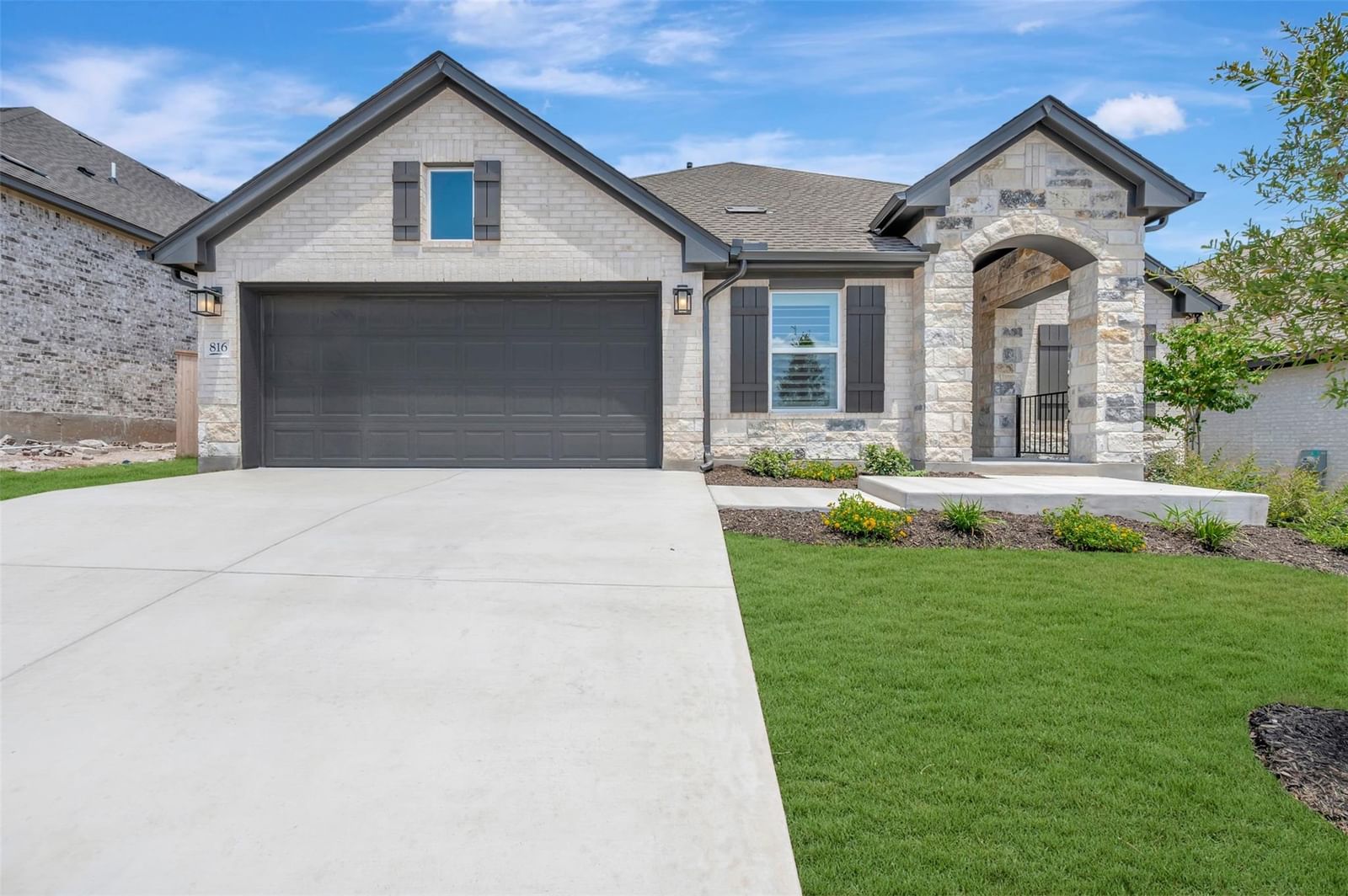 816 Teakmill TRL - Photo 1