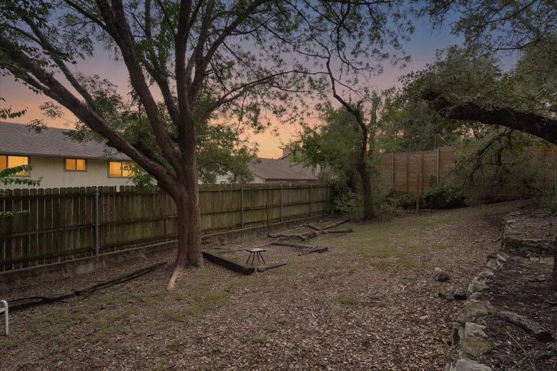 Property photo 25