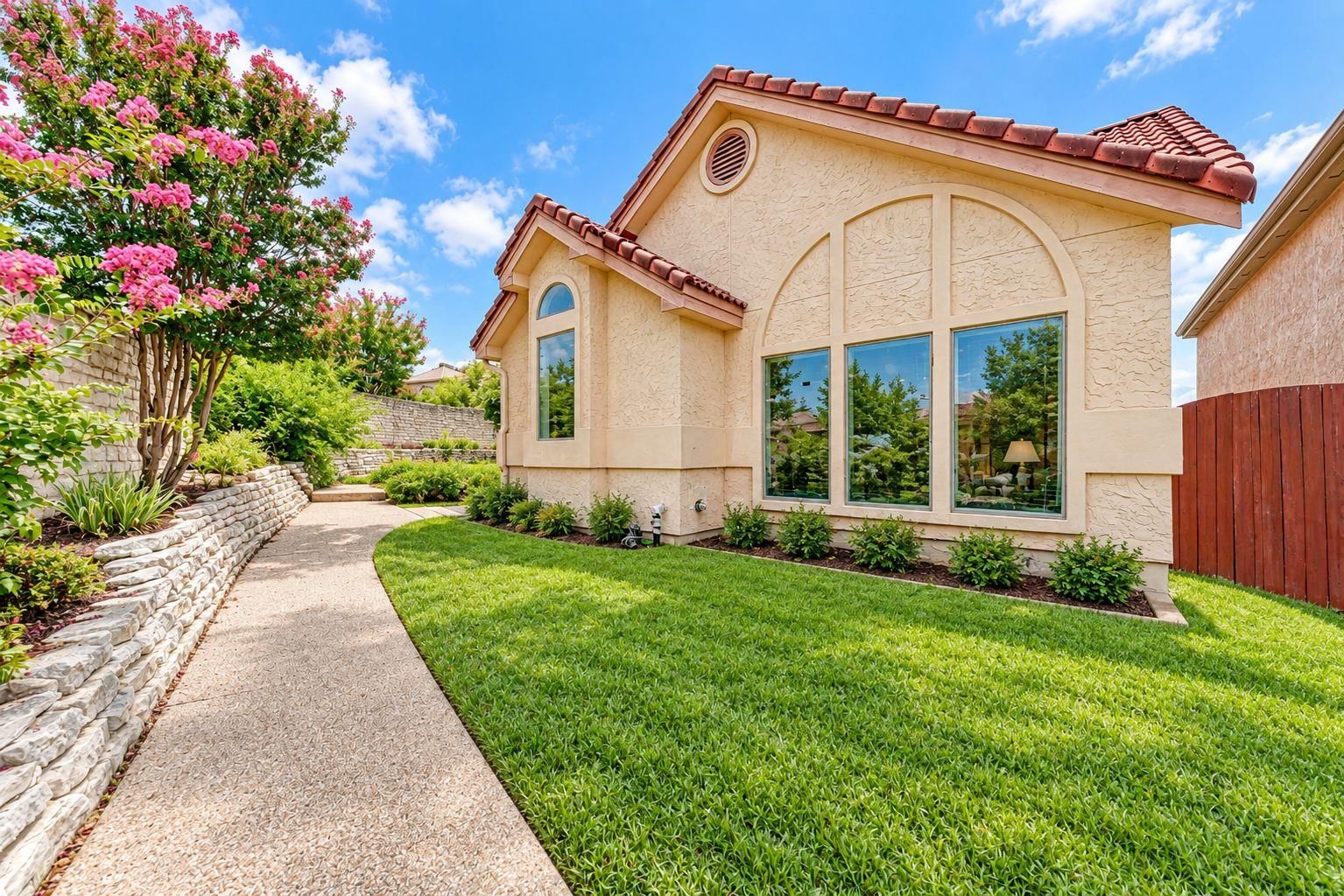 583 Rupen DR - Photo 1