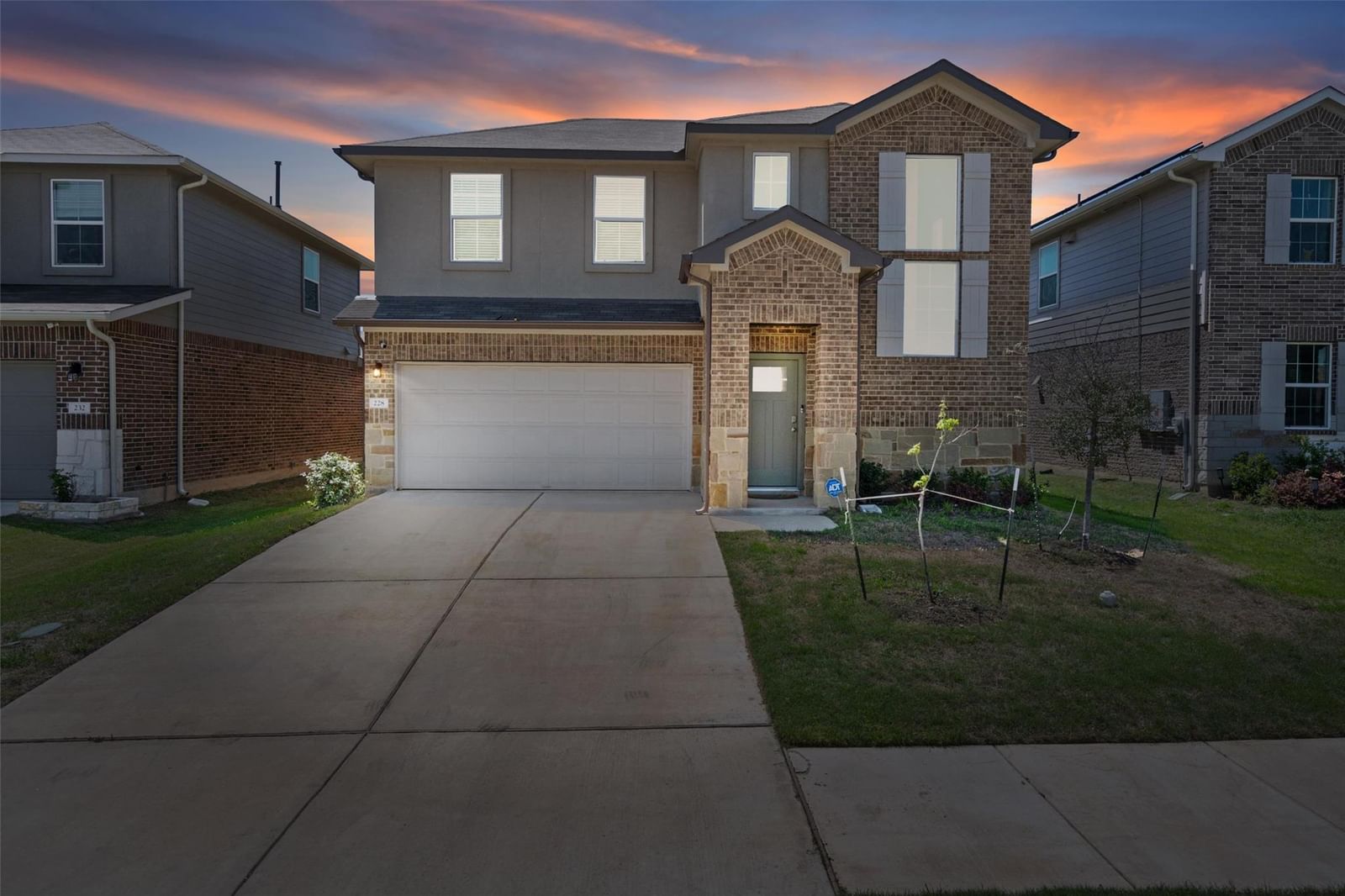 228 Brooklyn DR - Photo 1