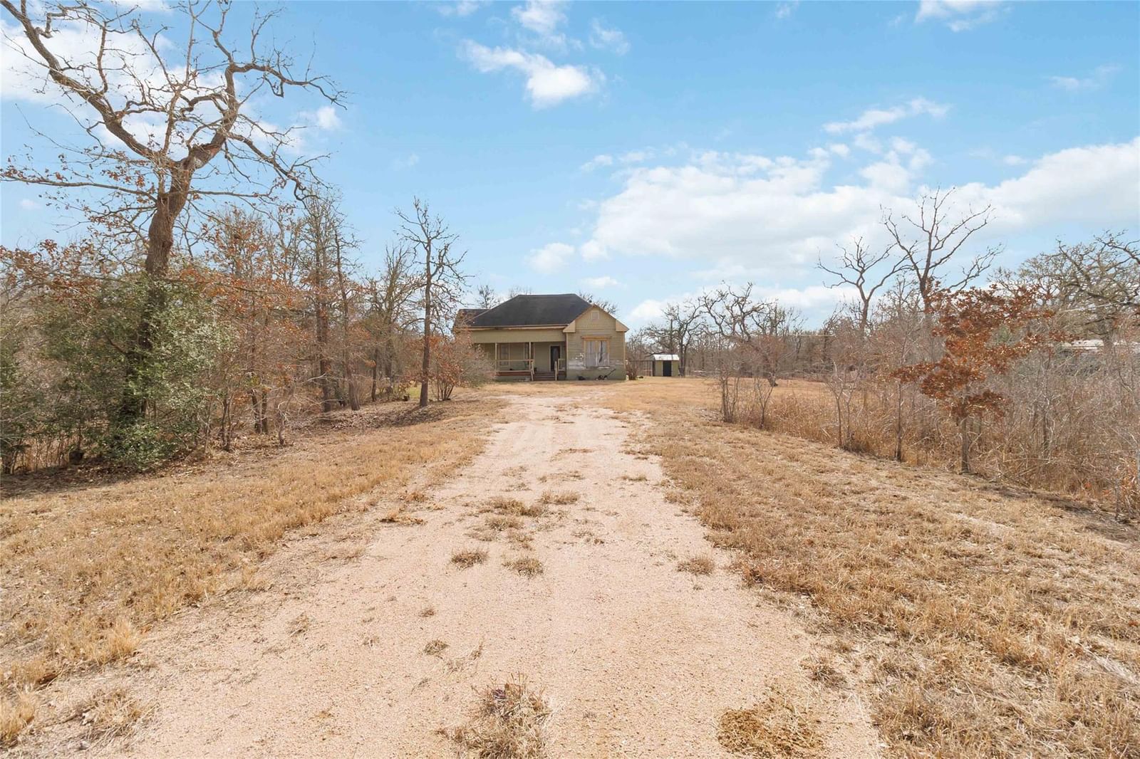 323 Cedar LN - Photo 1