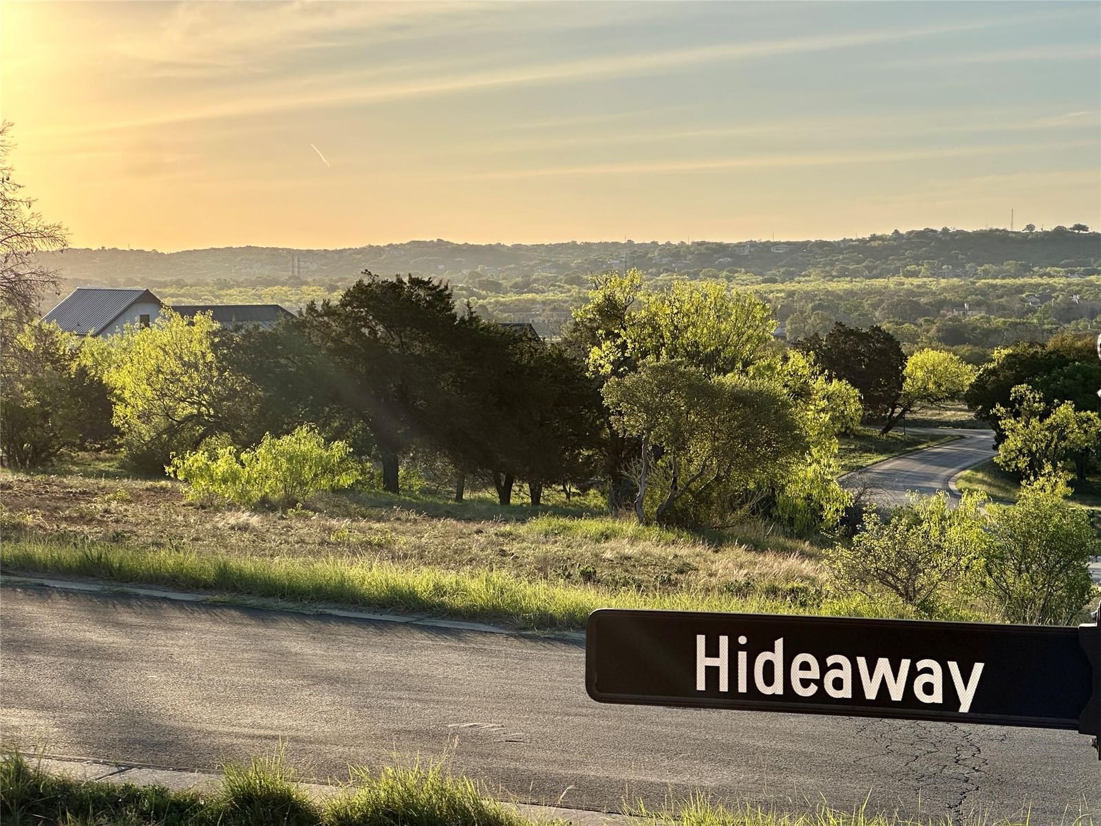 301 Hideaway - Photo 1