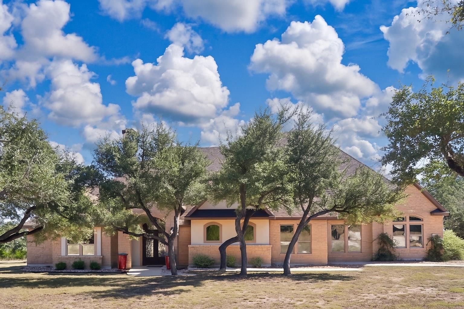 1194 Vaquero WAY - Photo 1