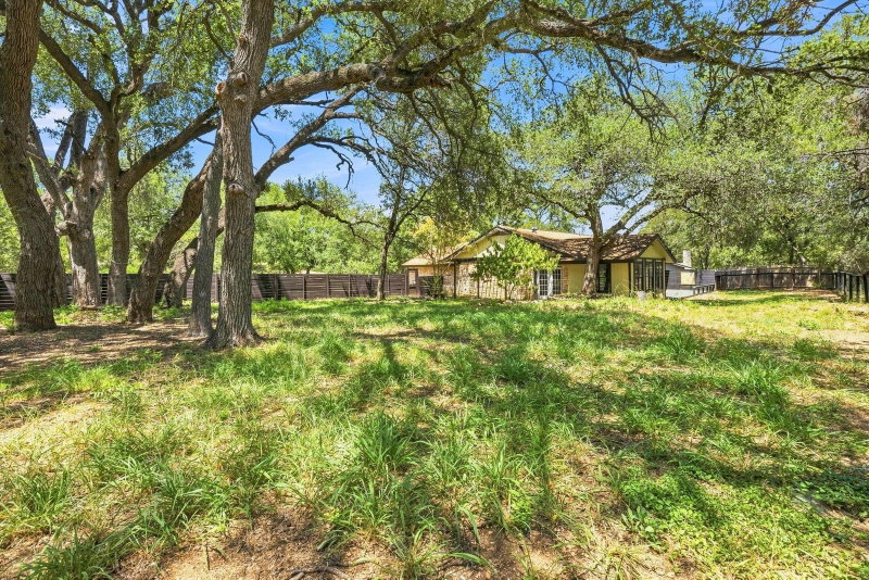 Property photo 35