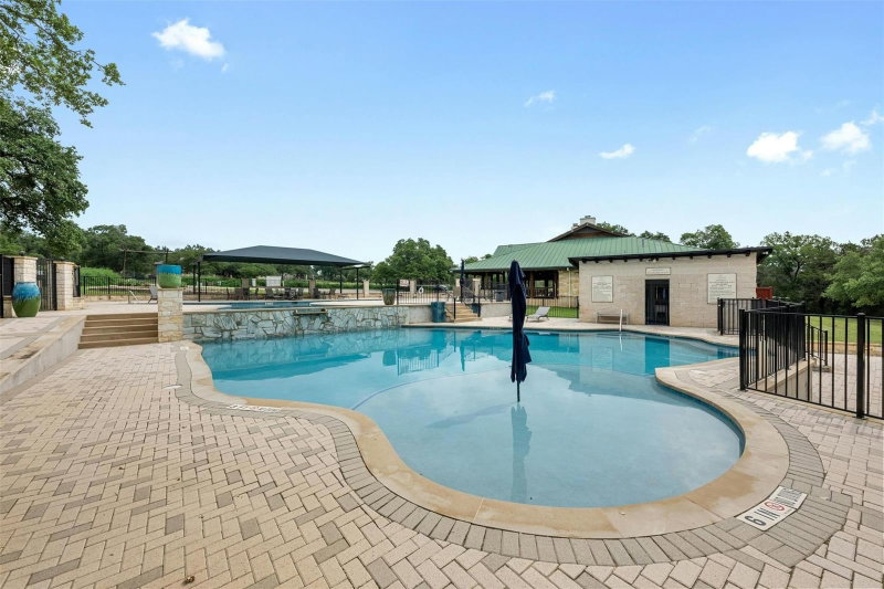 Property photo 25