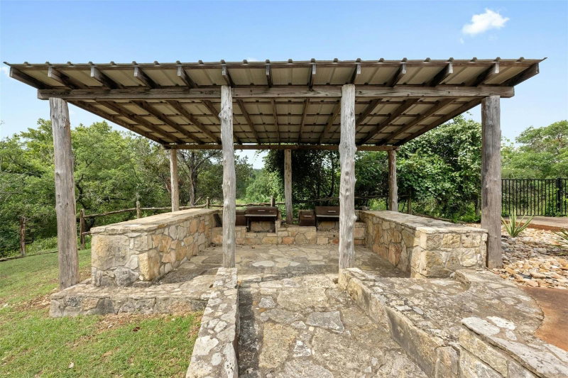 Property photo 27