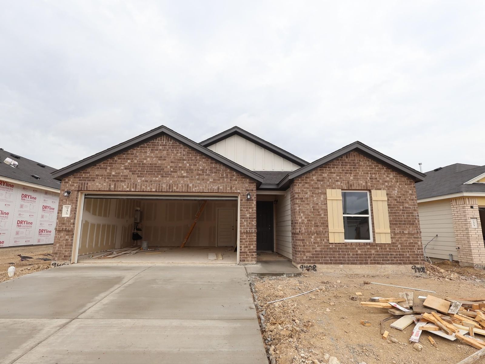 9408 Corvallis DR - Photo 1