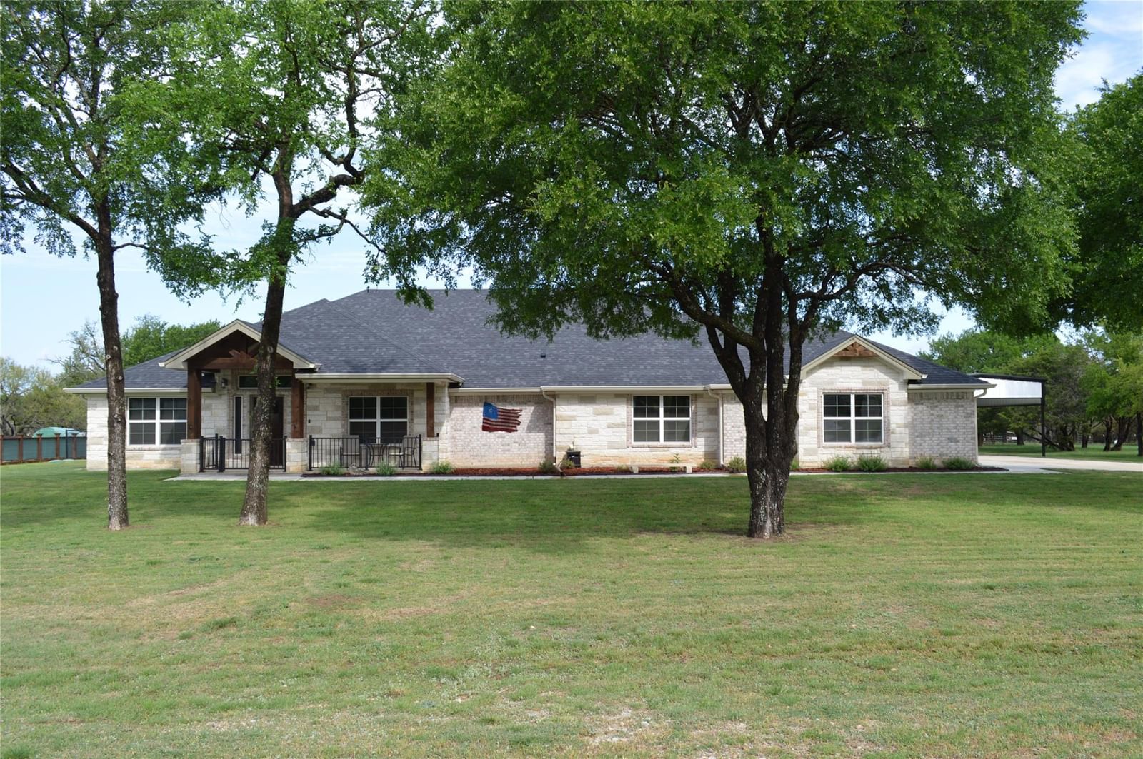 1026 County Road 3152 - Photo 1