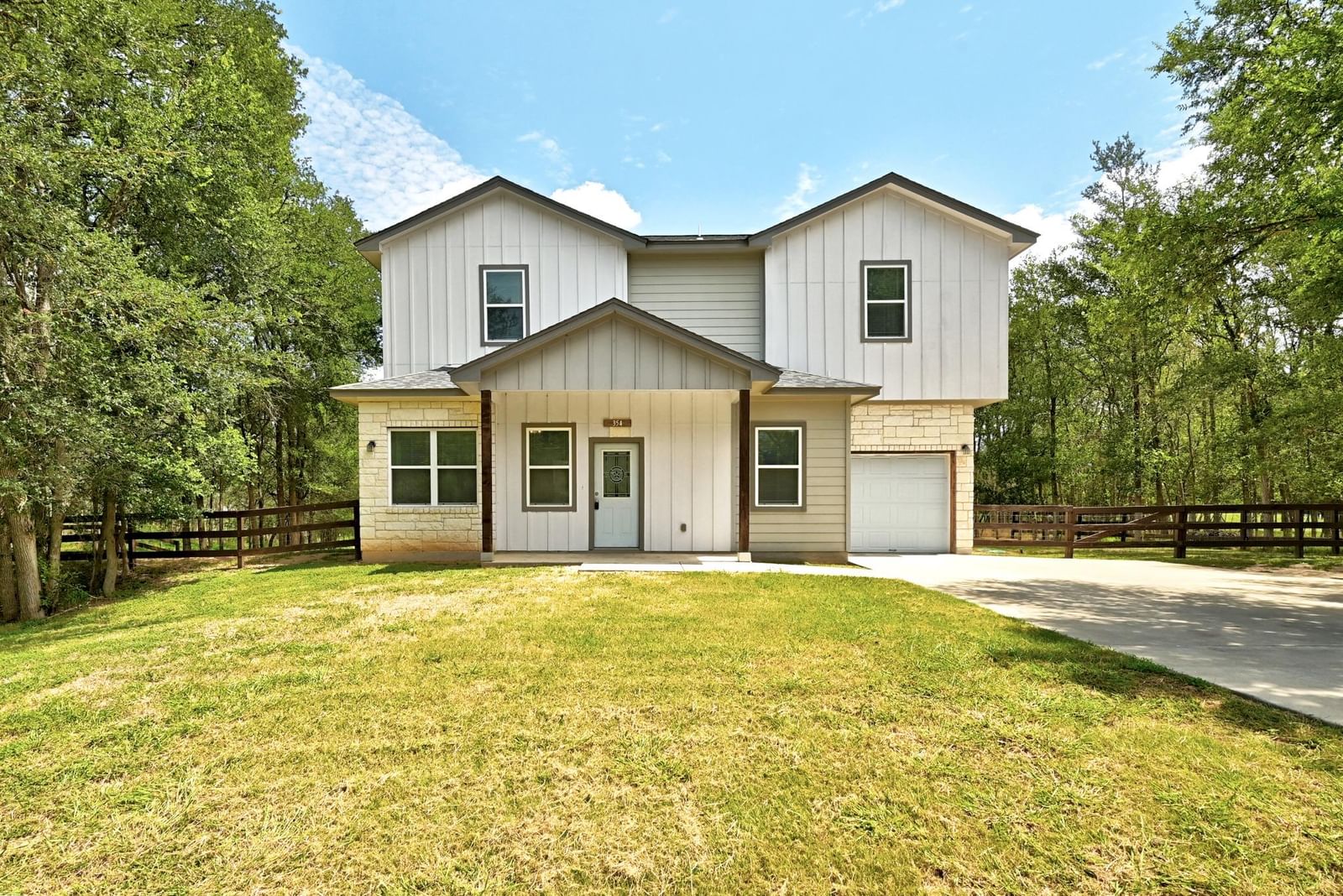 354 Lamaloa LN - Photo 1