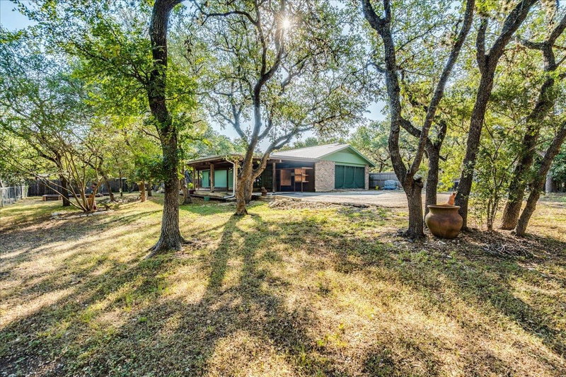 Property photo 25