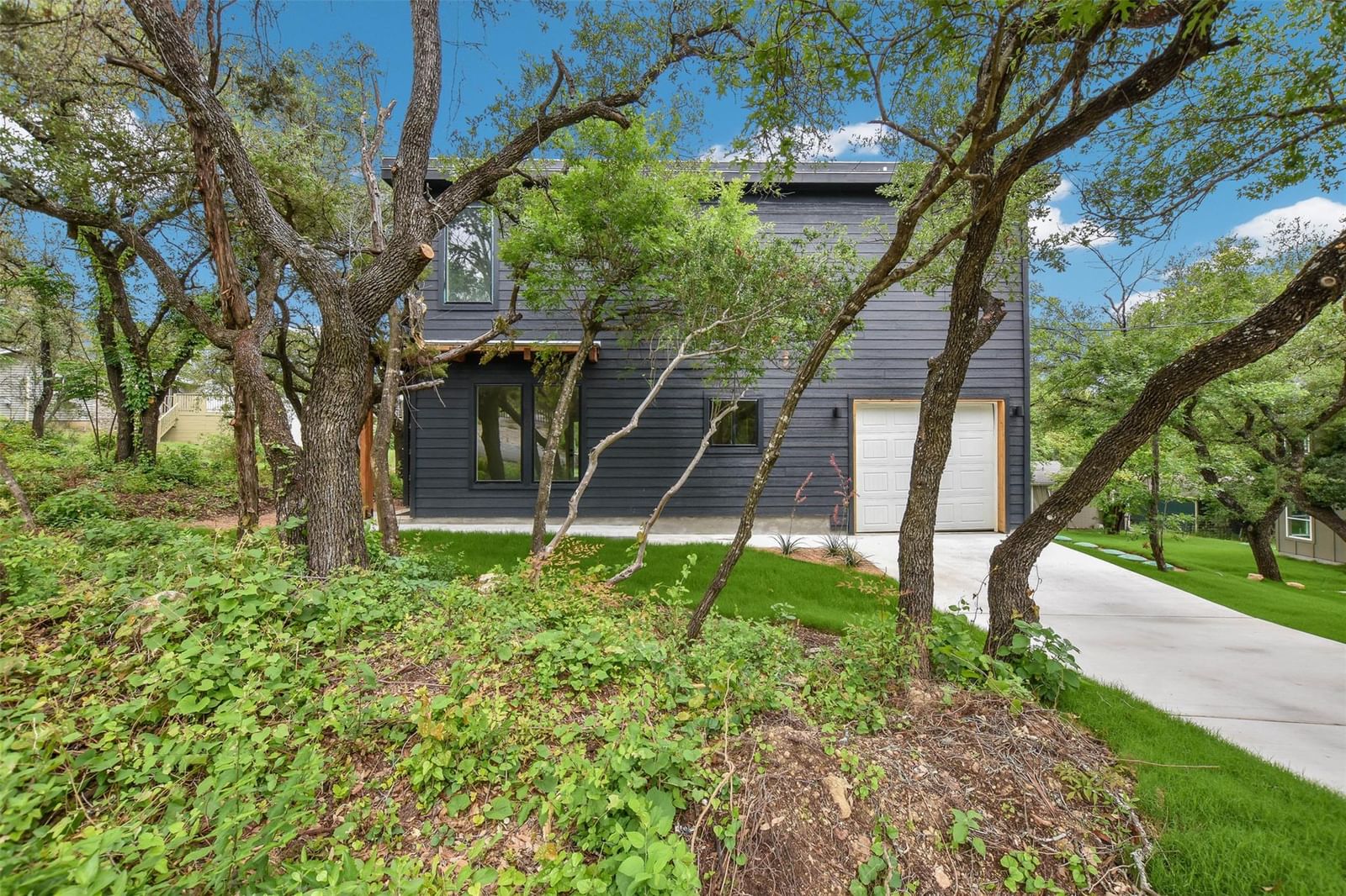 10918 Ridgeway ST - Photo 1