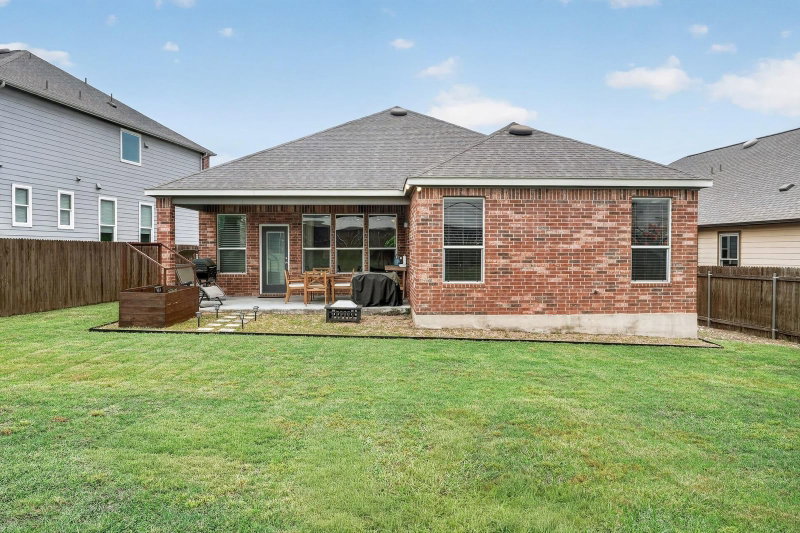 Property photo 28
