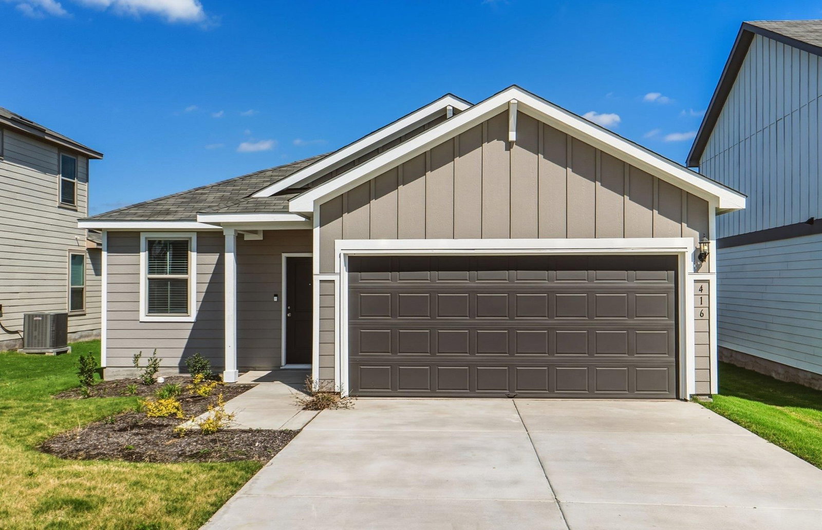 416 Paradise Canyon DR - Photo 1