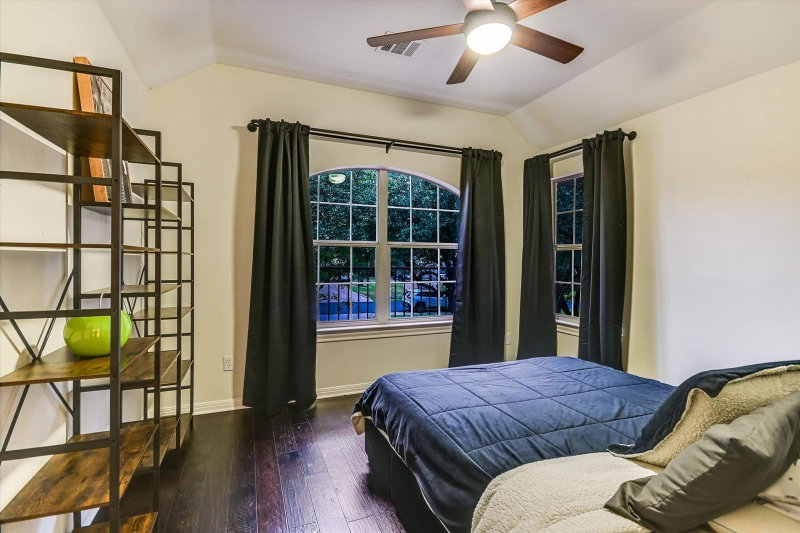 Property photo 17