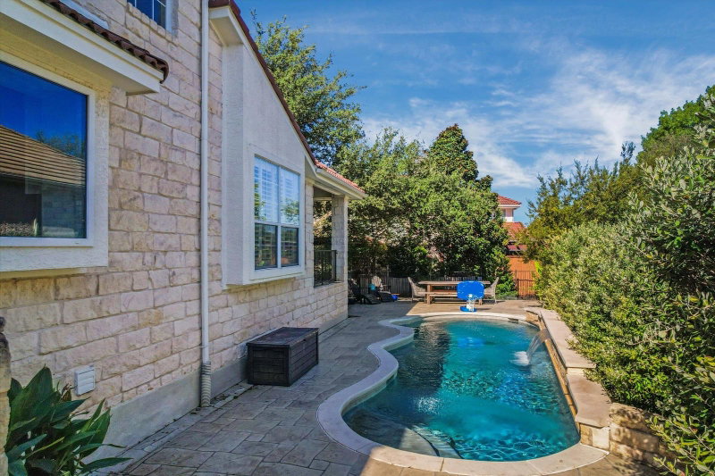 Property photo 30