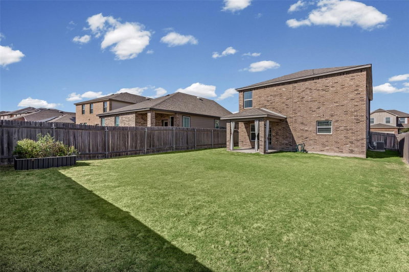 Property photo 32