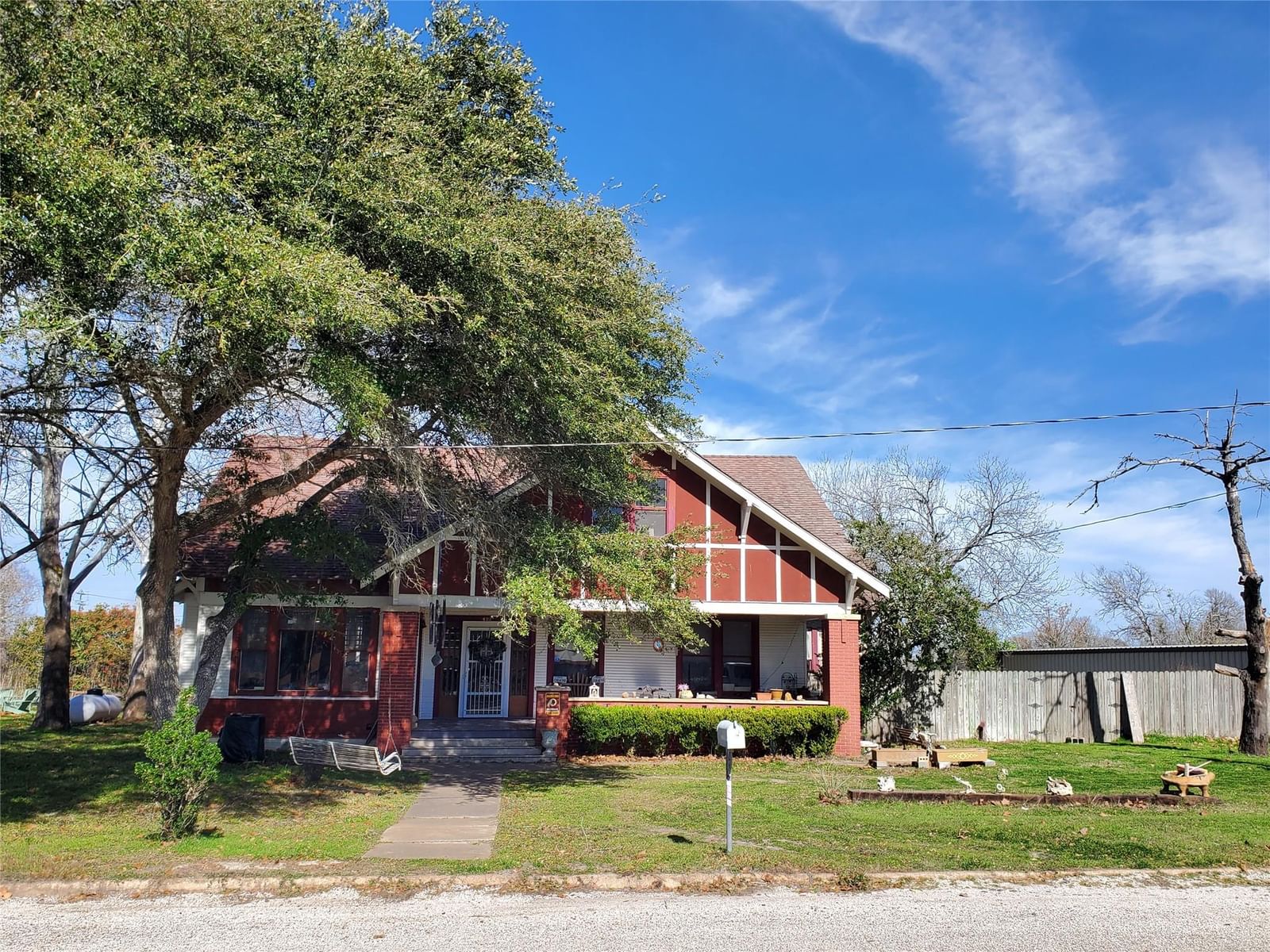 422 North Main ST - Photo 1