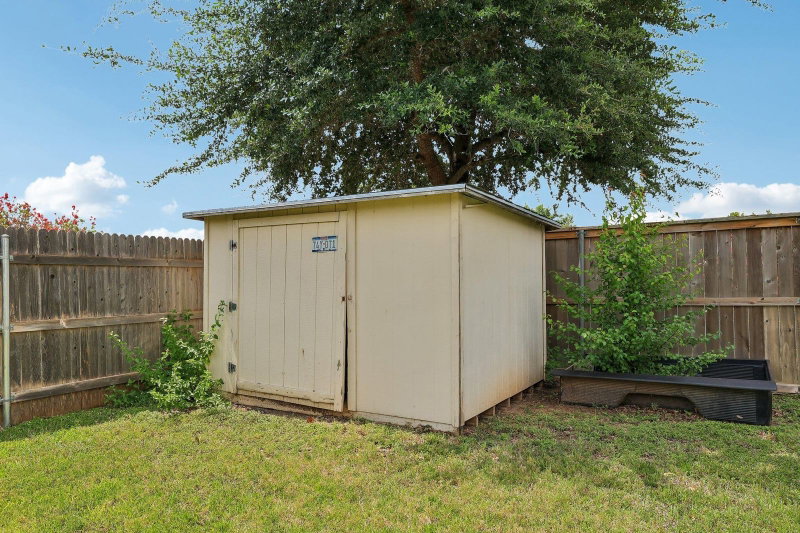 Property photo 28