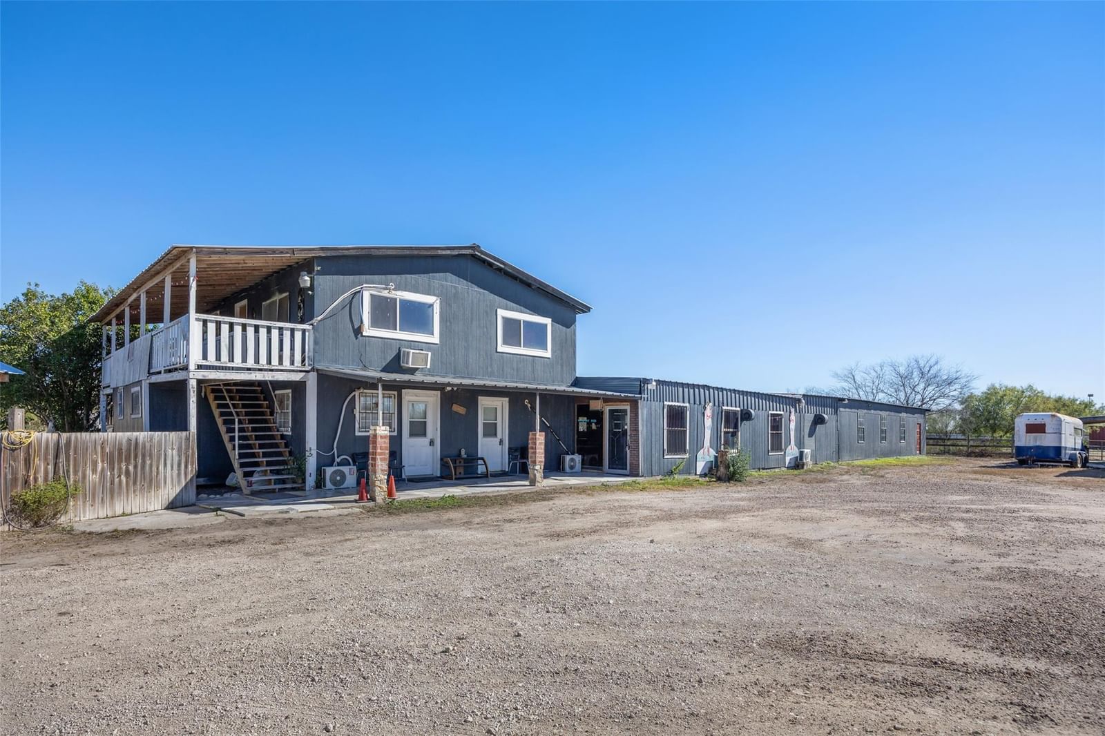 176 Co Rd 304 - Photo 1