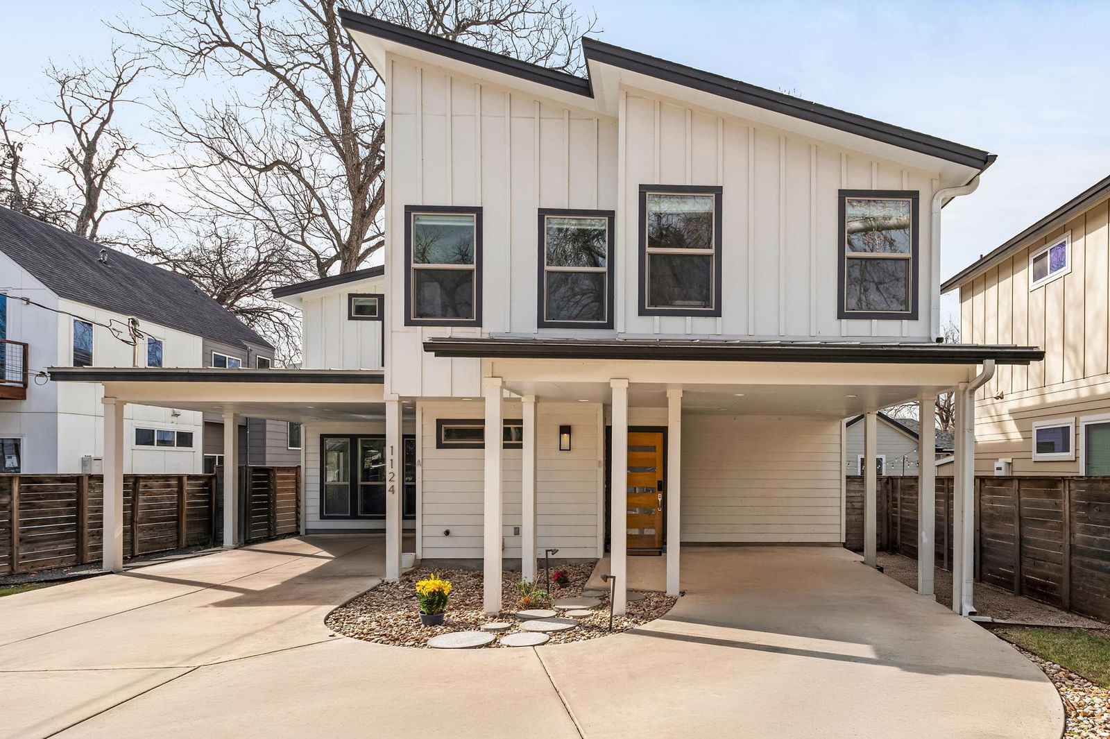 1124 Linden ST #B - Photo 1
