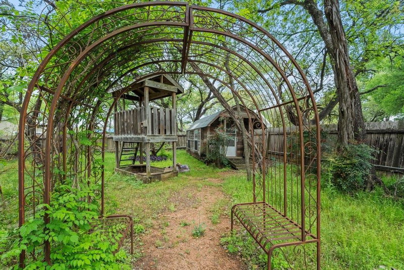 Property photo 37