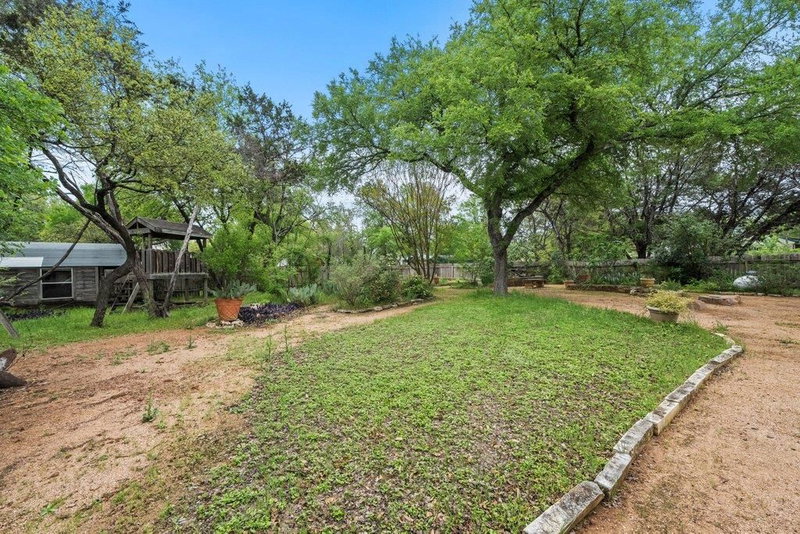 Property photo 38