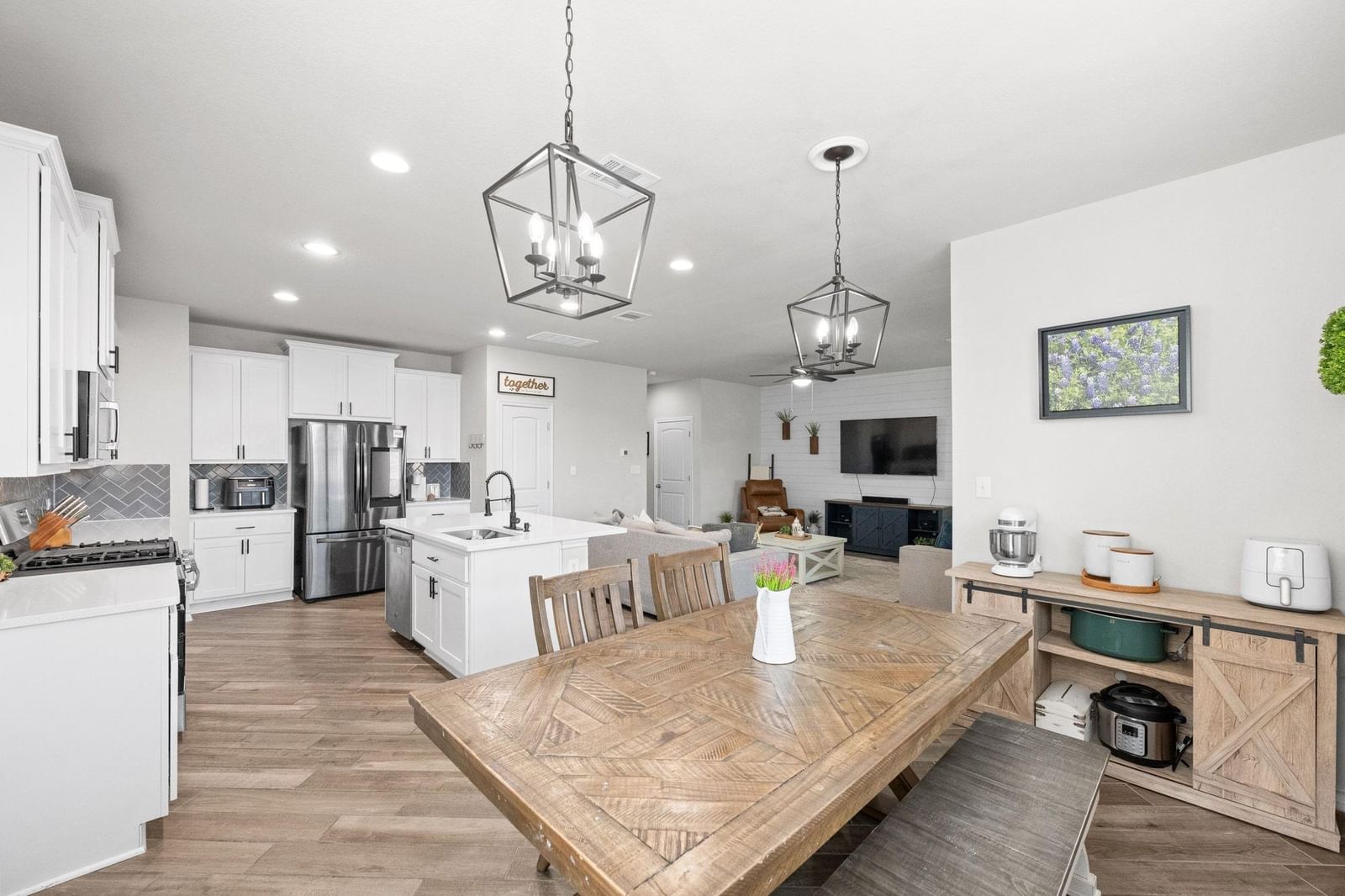 187 Buttonwood DR - Photo 1