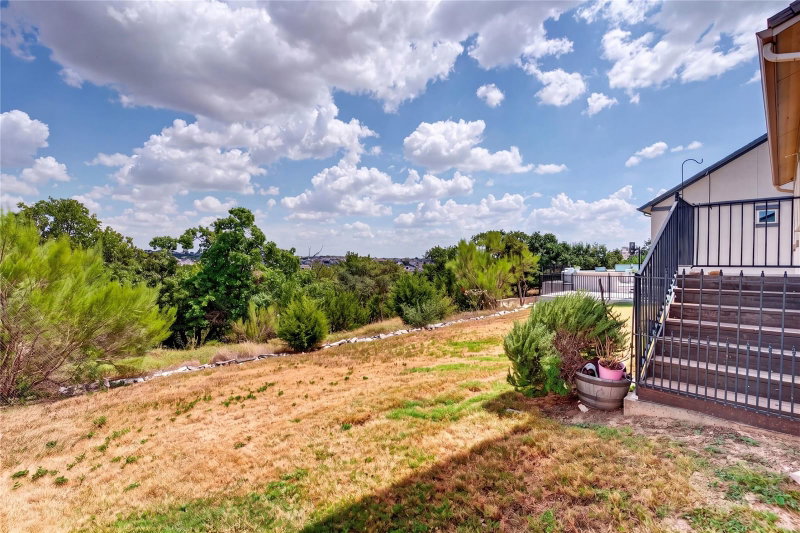 Property photo 31