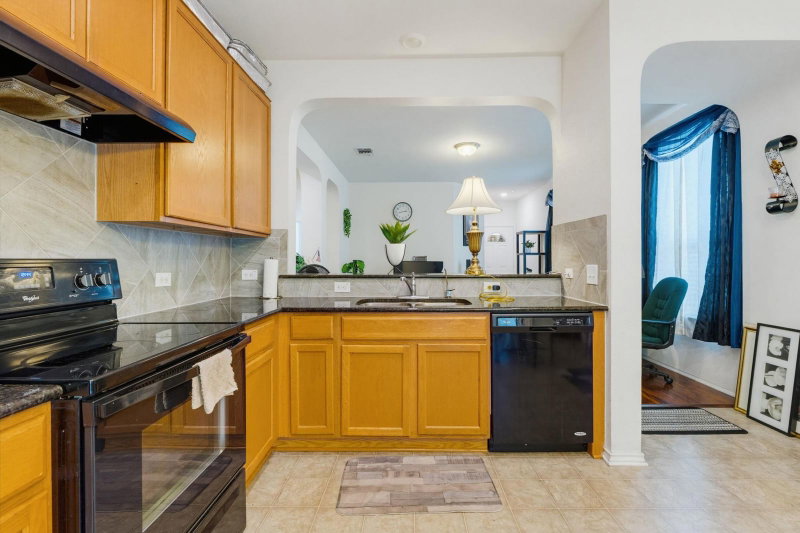 Property photo 8