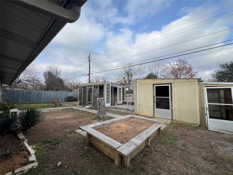 Property photo 37
